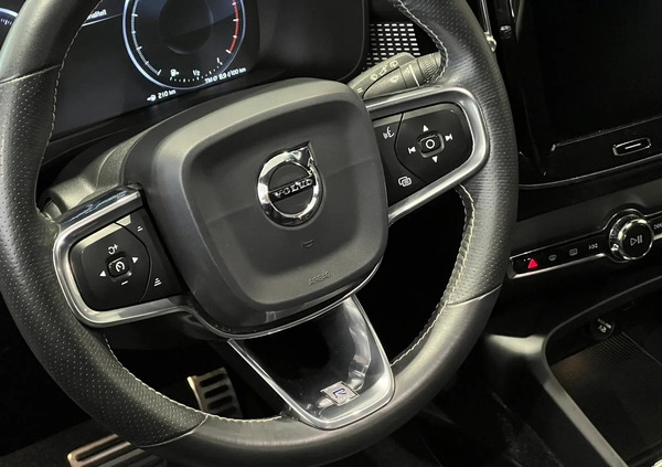 Volvo XC 40 cena 119900 przebieg: 151000, rok produkcji 2019 z Dobrzyń nad Wisłą małe 211